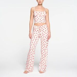 NWT Skims Sleep Straight Leg Pants